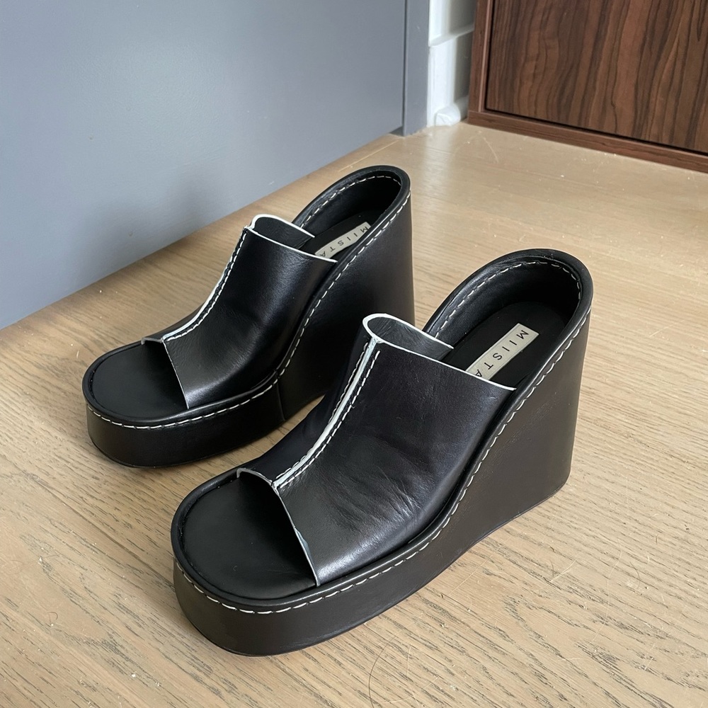 SOLD!! Miista Rhea Sandals size 36 🧡